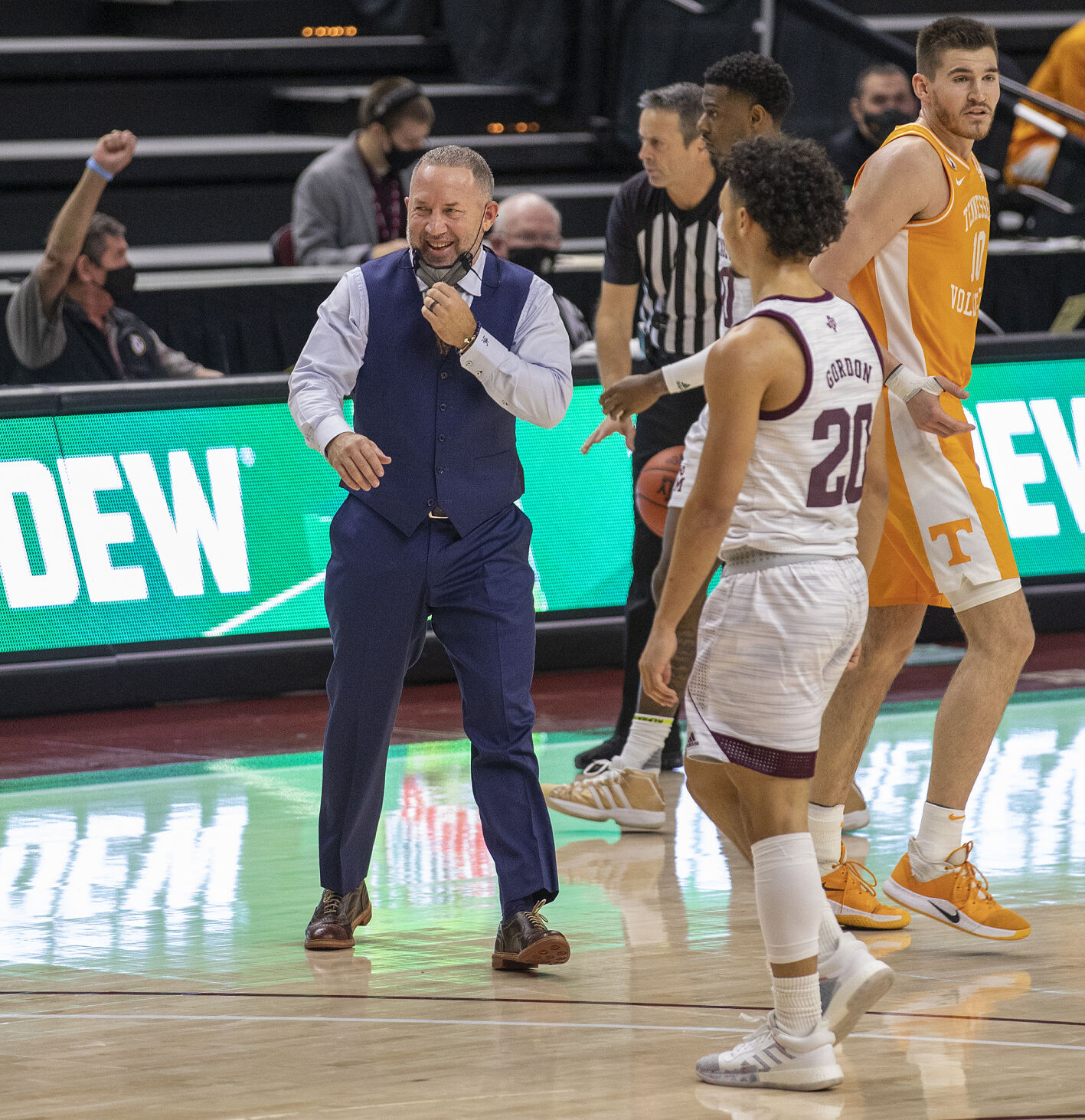 Texas A&M v Tennessee